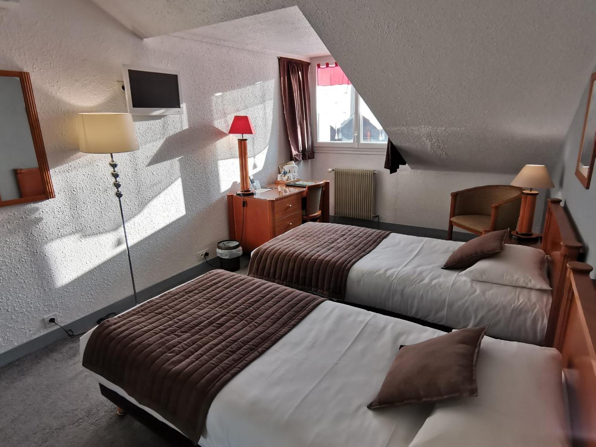 Logis Hotel Le Cerf Briare Exterior foto