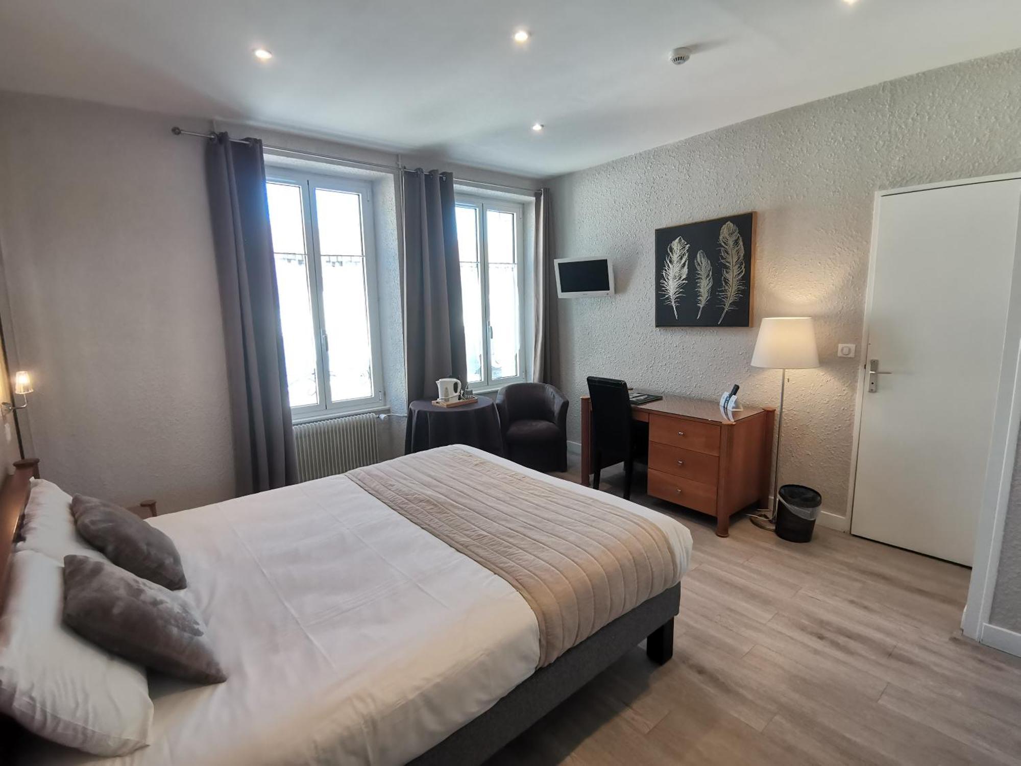 Logis Hotel Le Cerf Briare Exterior foto