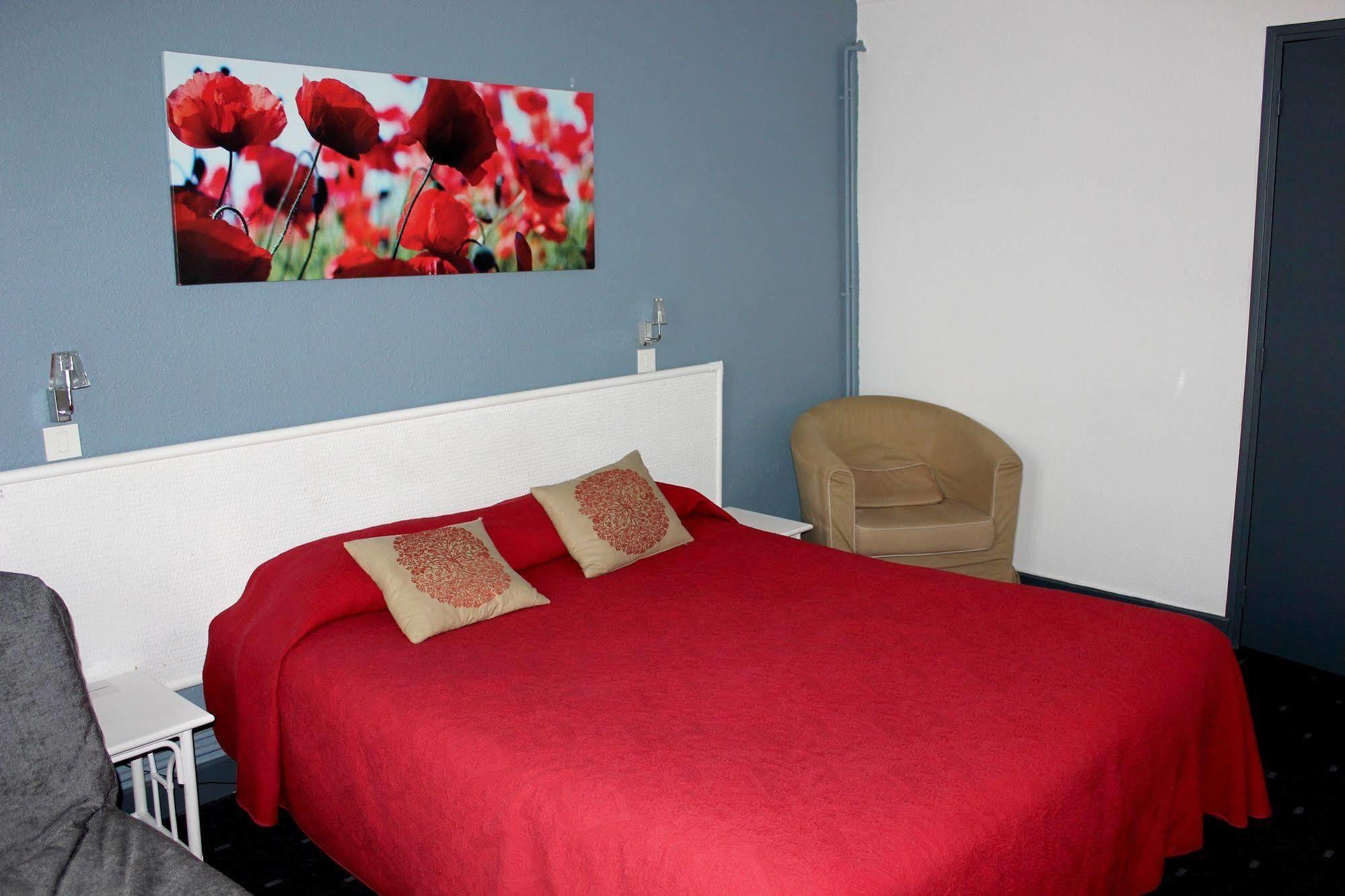 Logis Hotel Le Cerf Briare Exterior foto