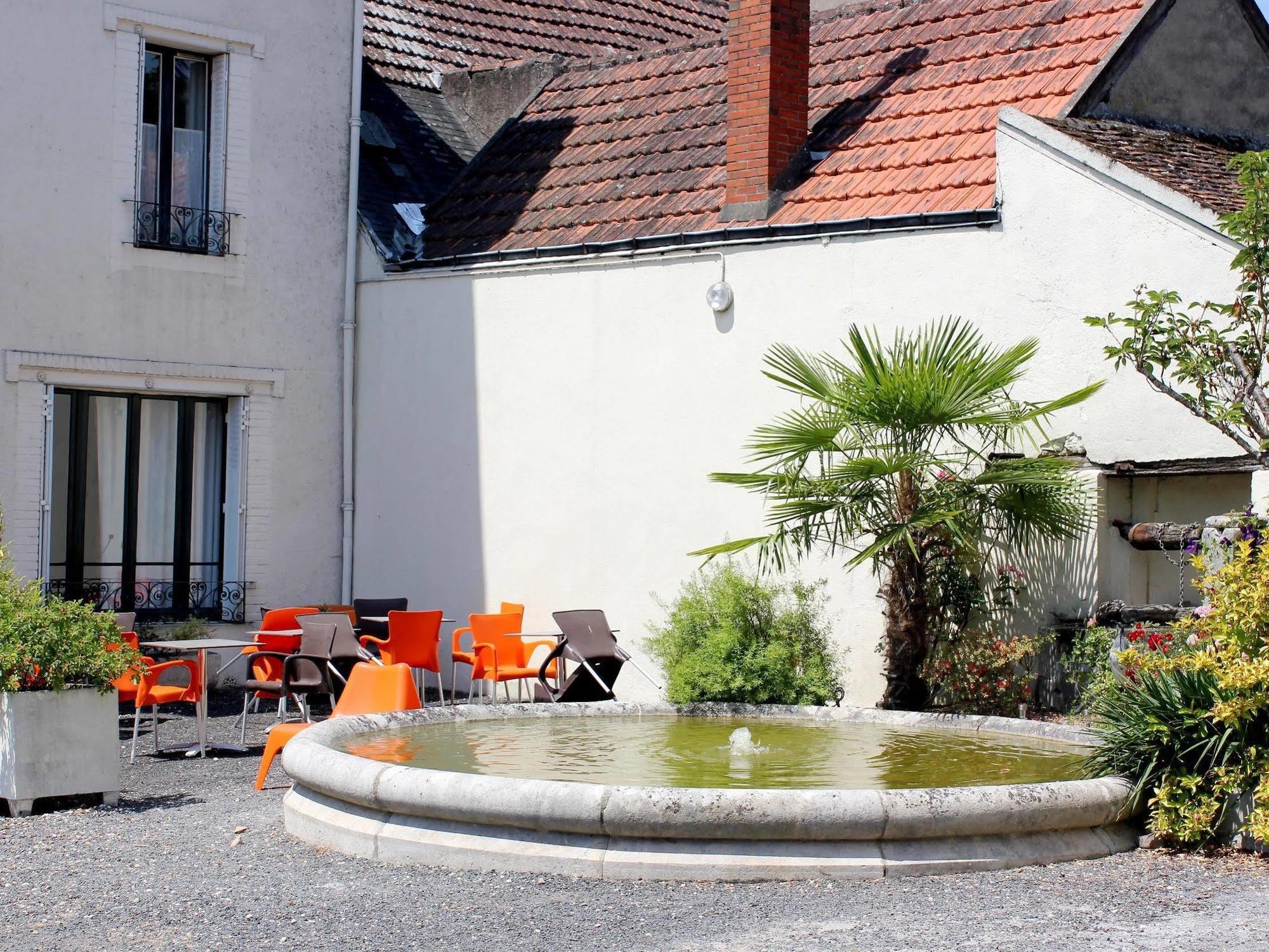 Logis Hotel Le Cerf Briare Exterior foto